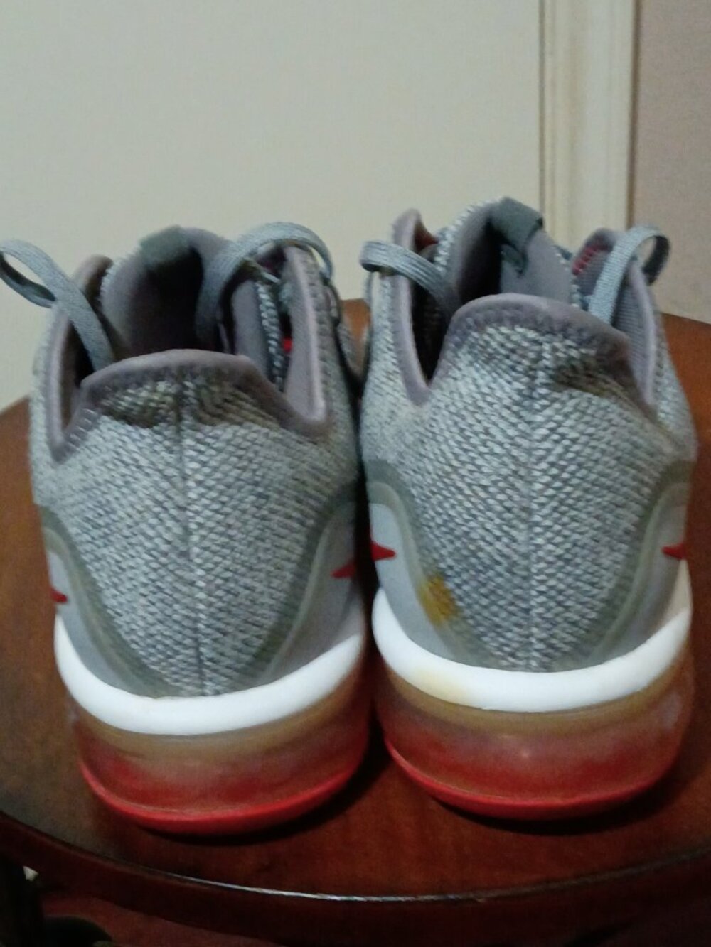 Nike Air Max Sequent 3 Mens Sz 10.5 Grey University Red Running Shoe 921694-060 - Picture 10 of 14